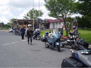 �A��̋x�e���B